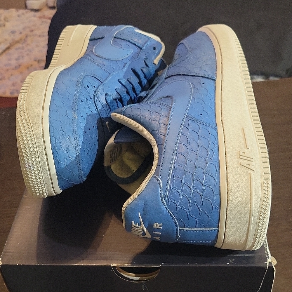Nike Air Force 1 Low '07 LV8 Rare "Star Blue" (2016) Mens 10.5 Womens 12 EUC - Picture 8 of 10